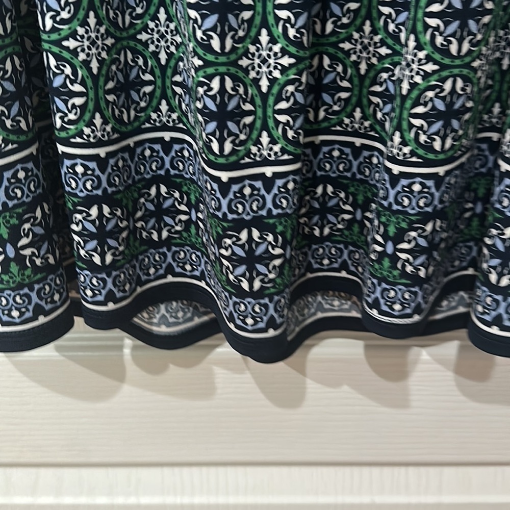 NWT max studio size small, pleated bottom, sleeve… - image 5